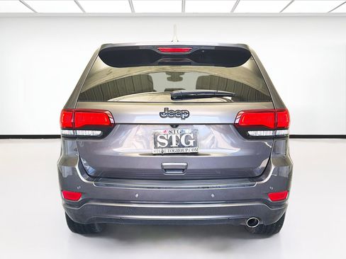 Used 2020 Jeep Grand Cherokee Altitude image 5