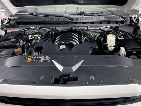 Used 2018 Chevrolet Silverado 1500 LT w/ All Star Edition image 13