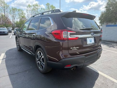 Used 2023 Subaru Ascent Touring image 3