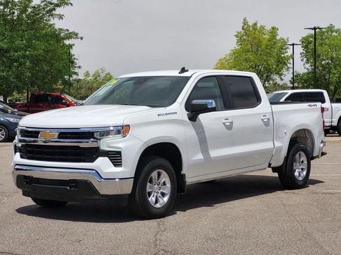 Used 2026 Chevrolet Silverado 1500 LT AWD/4WD image 2