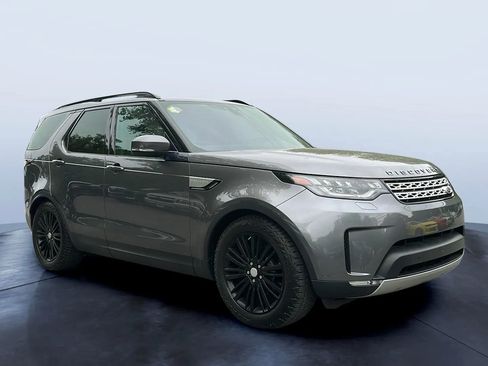 Used 2017 Land Rover Discovery HSE image 7