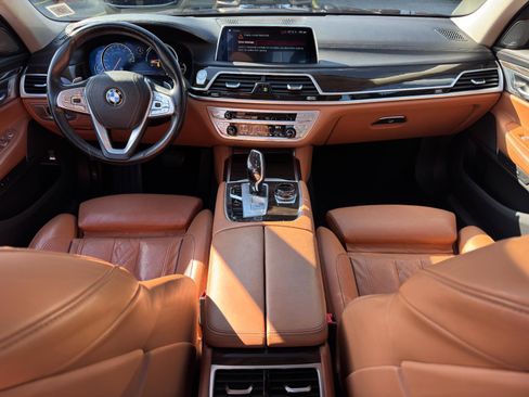 Used 2019 BMW 740i xDrive 740i xDrive w/ Executive Package image 24