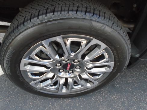 Certified 2025 GMC Sierra 1500 Denali Ultimate AWD/4WD image 22