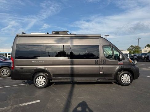 Used 2021 RAM ProMaster 3500 w/ Convenience Group FWD image 7