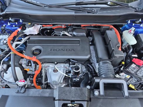Certified 2025 Honda CR-V Sport-L image 34