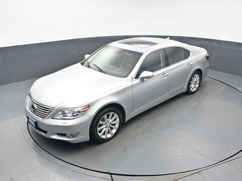 Used 2010 Lexus LS 460 AWD image 41