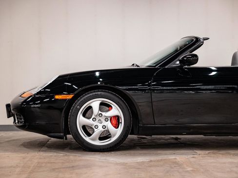Used 2002 Porsche Boxster S image 21