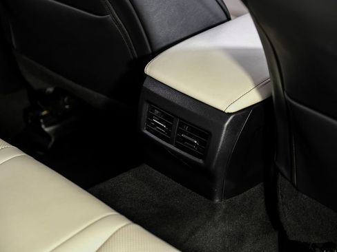 Used 2022 Lexus IS 350 F Sport RWD image 41