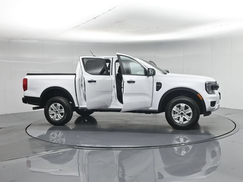 Certified 2025 Ford Ranger XL w/ Trailer Tow Package RWD image 5