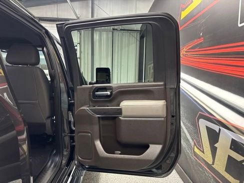 Used 2021 Chevrolet Silverado 2500 LTZ w/ LTZ Premium Package AWD/4WD image 27