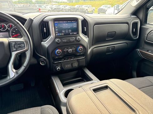 Used 2022 Chevrolet Silverado 1500 LT Trail Boss w/ LPO, Dark Essentials Package AWD/4WD image 21