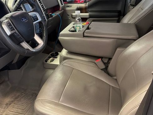Used 2016 Ford F150 Lariat AWD/4WD image 2