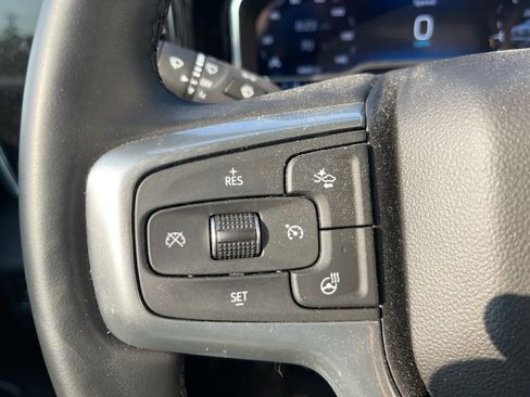 Used 2024 Chevrolet Silverado 1500 LT AWD/4WD image 13