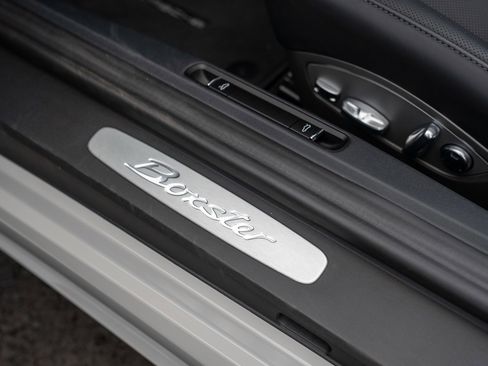 Used 2025 Porsche 718 Boxster image 10