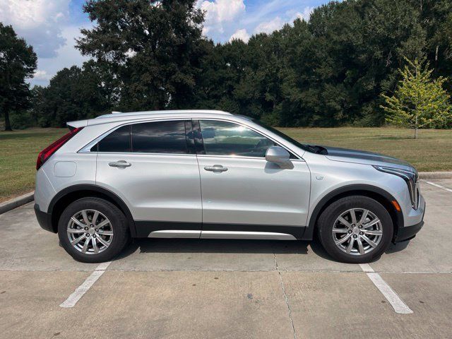 Used 2020 Cadillac XT4 Premium Luxury FWD image 7