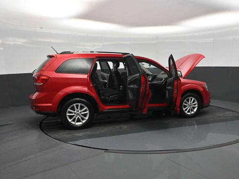Used 2014 Dodge Journey SXT w/ Flexible Seating Group FWD image 28