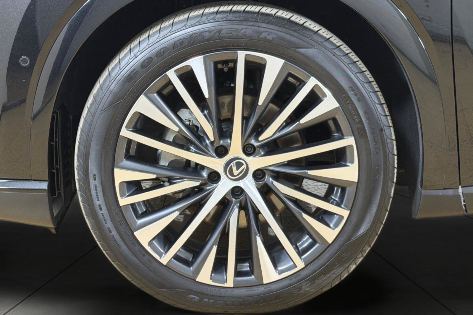 Used 2025 Lexus RX 350 w/ Convenience Package AWD/4WD image 24