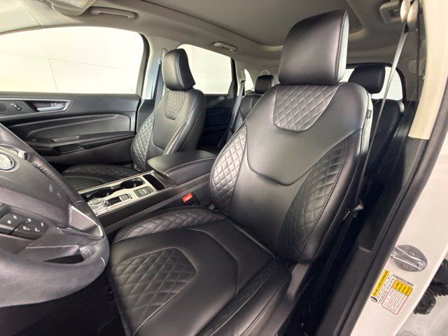 Used 2024 Ford Edge Titanium AWD/4WD image 17