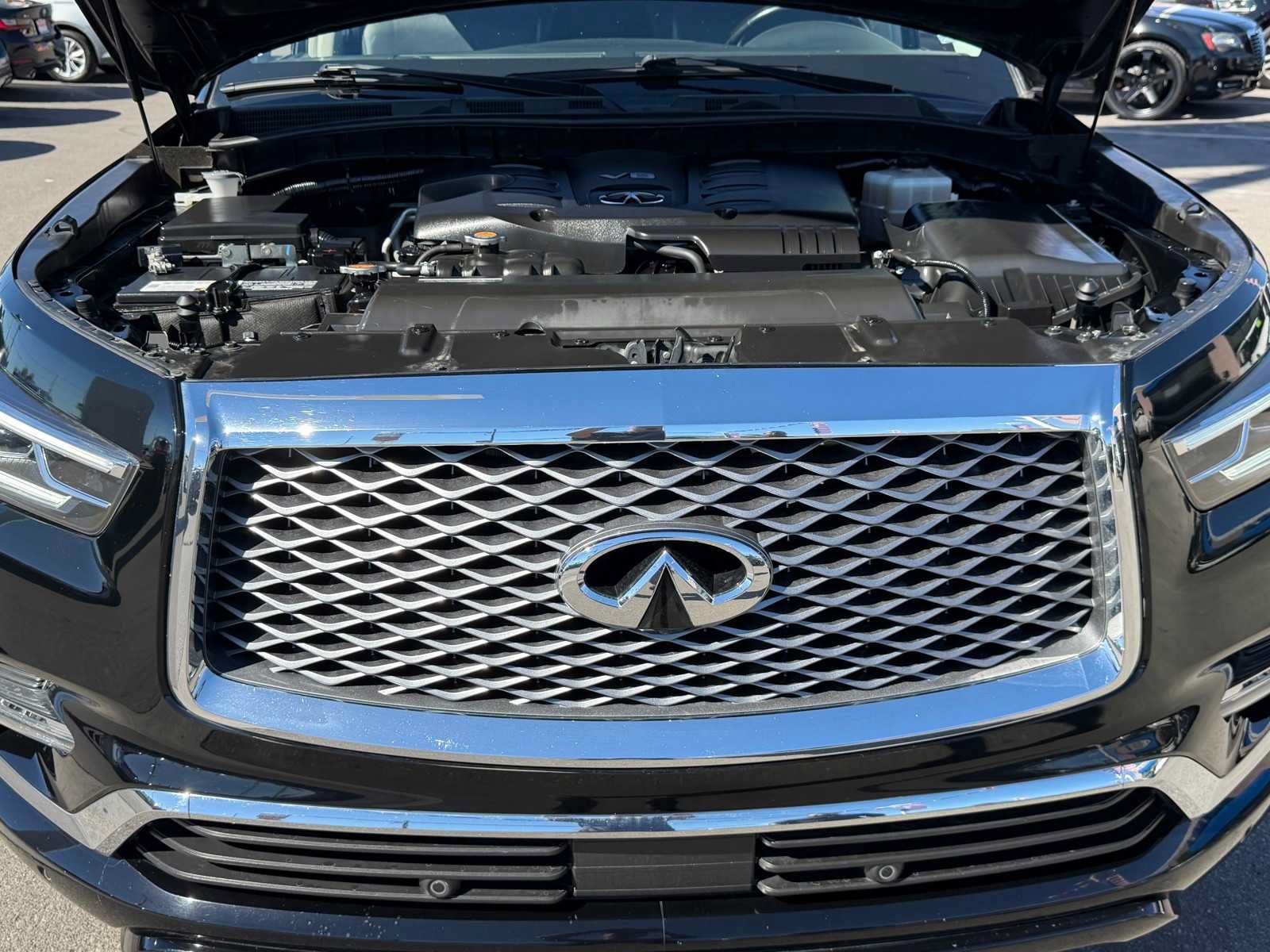 Used 2019 INFINITI QX80 Luxe w/ Cargo Package RWD image 35