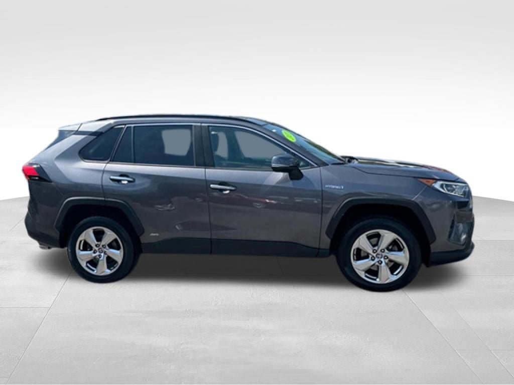 Used 2021 Toyota RAV4 Limited AWD/4WD image 9