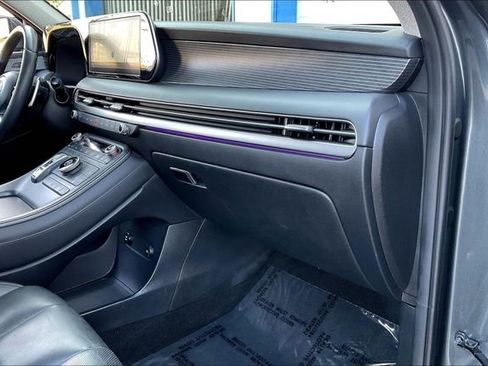 Used 2024 Hyundai Palisade Limited image 16