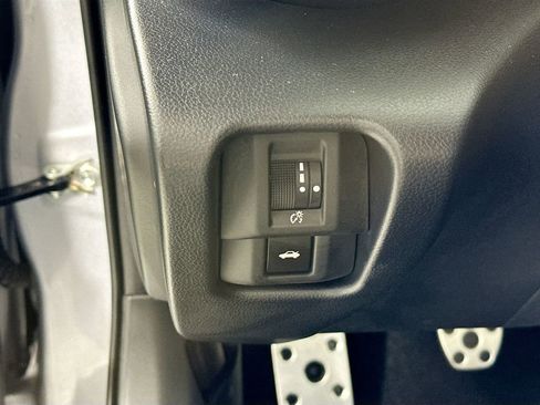 Used 2025 Toyota GR86 Premium w/ Performance Package RWD image 10