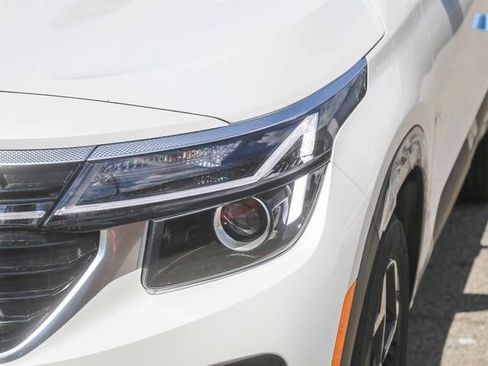 New 2026 Kia Seltos EX w/ EX Sunroof Package image 13