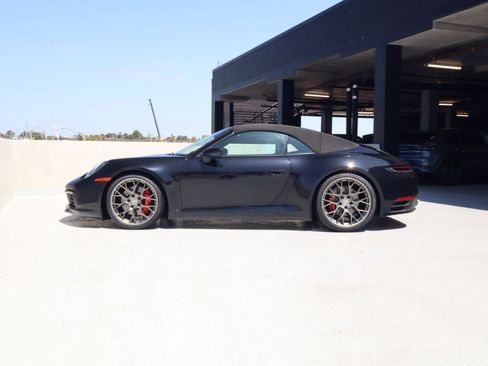 Certified 2020 Porsche 911 Carrera S RWD image 2
