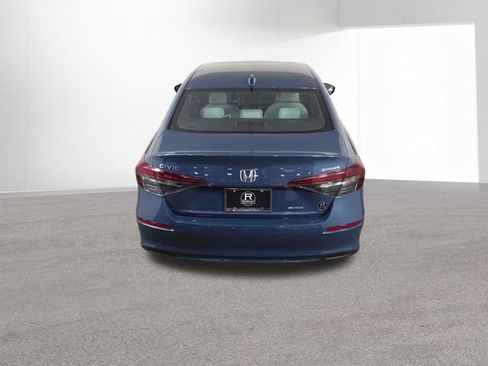 Used 2025 Honda Civic Sport image 39