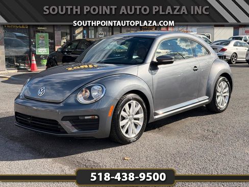 Used 2017 Volkswagen Beetle 1.8T S image 1