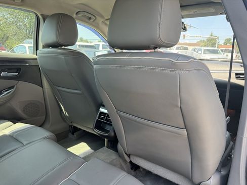 Used 2015 Chevrolet Impala LTZ image 15