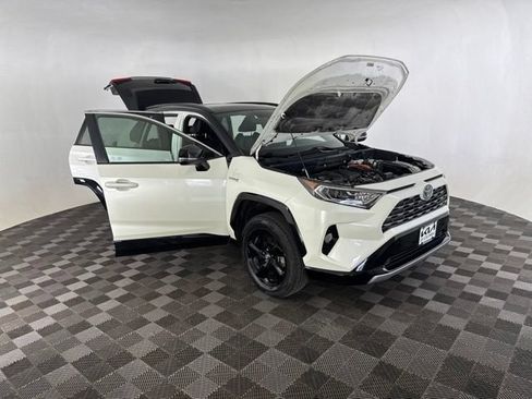 Used 2020 Toyota RAV4 XSE AWD/4WD image 14
