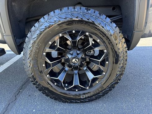 Used 2022 GMC Sierra 1500 Denali image 26