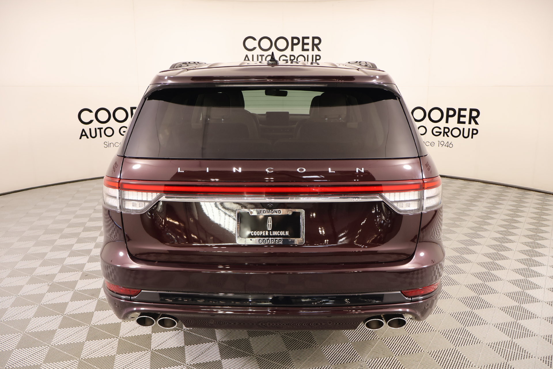 Certified 2024 Lincoln Aviator Reserve w/ Equipment Group 201A AWD/4WD image 24