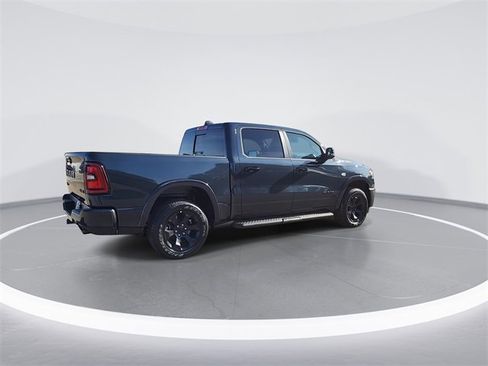 New 2026 RAM 1500 4x4 Crew Cab image 8