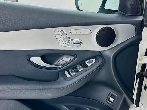 Certified 2019 Mercedes-Benz GLC 300 image 18