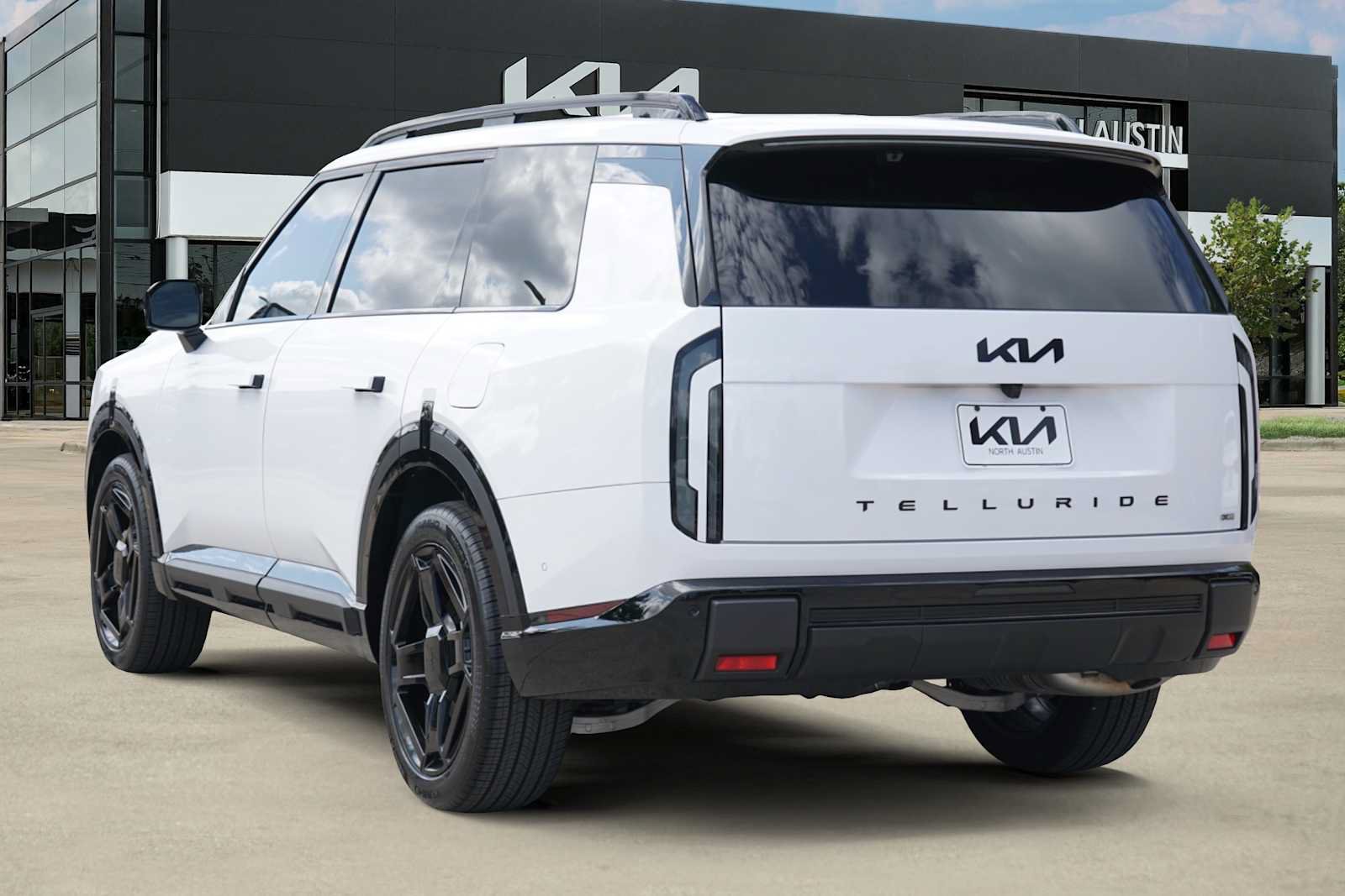 Certified 2027 Kia Telluride SX Prestige X-Line w/ Towing Package AWD/4WD image 4