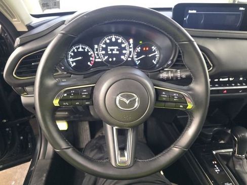 Used 2025 MAZDA CX-30 AWD 2.5 S w/ Preferred Package image 4