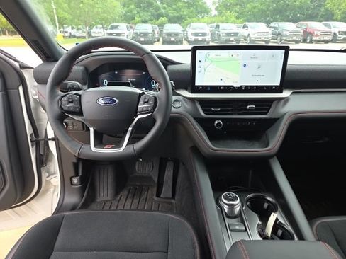 Used 2026 Ford Explorer ST AWD/4WD image 7