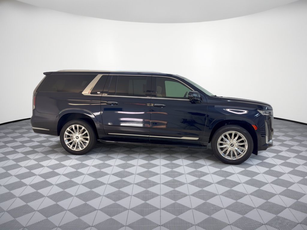 Used 2023 Cadillac Escalade ESV Premium Luxury w/ LPO, Floor Liner Package AWD/4WD image 8