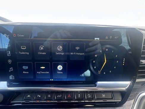 Used 2022 Chevrolet Silverado 1500 LTZ w/ LTZ Premium Package image 27