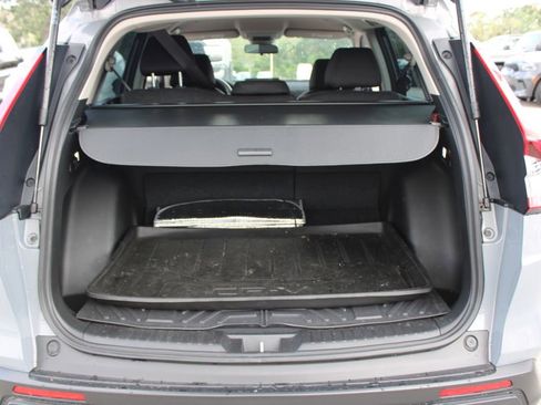Used 2024 Honda CR-V LX image 9