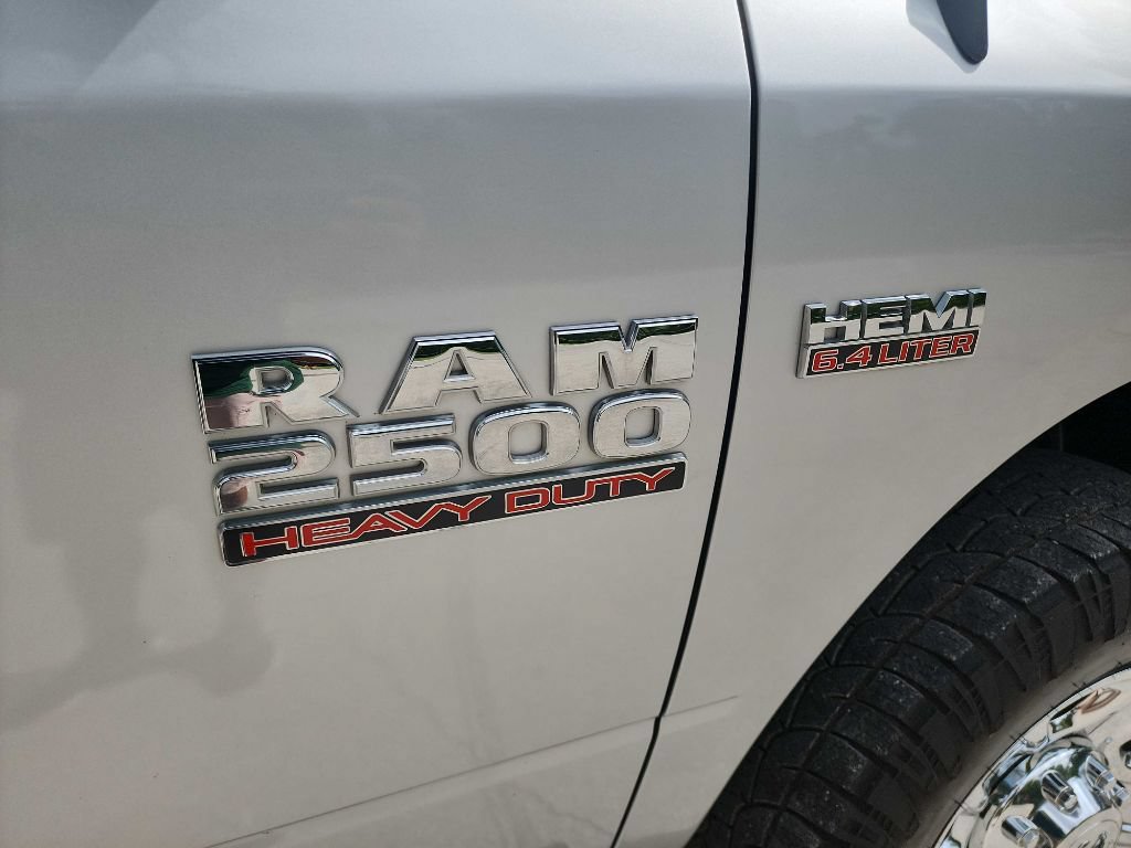 Used 2018 RAM 2500 Tradesman w/ Chrome Appearance Group AWD/4WD image 14