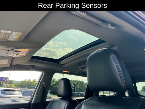 Used 2018 Toyota Highlander Limited FWD image 15