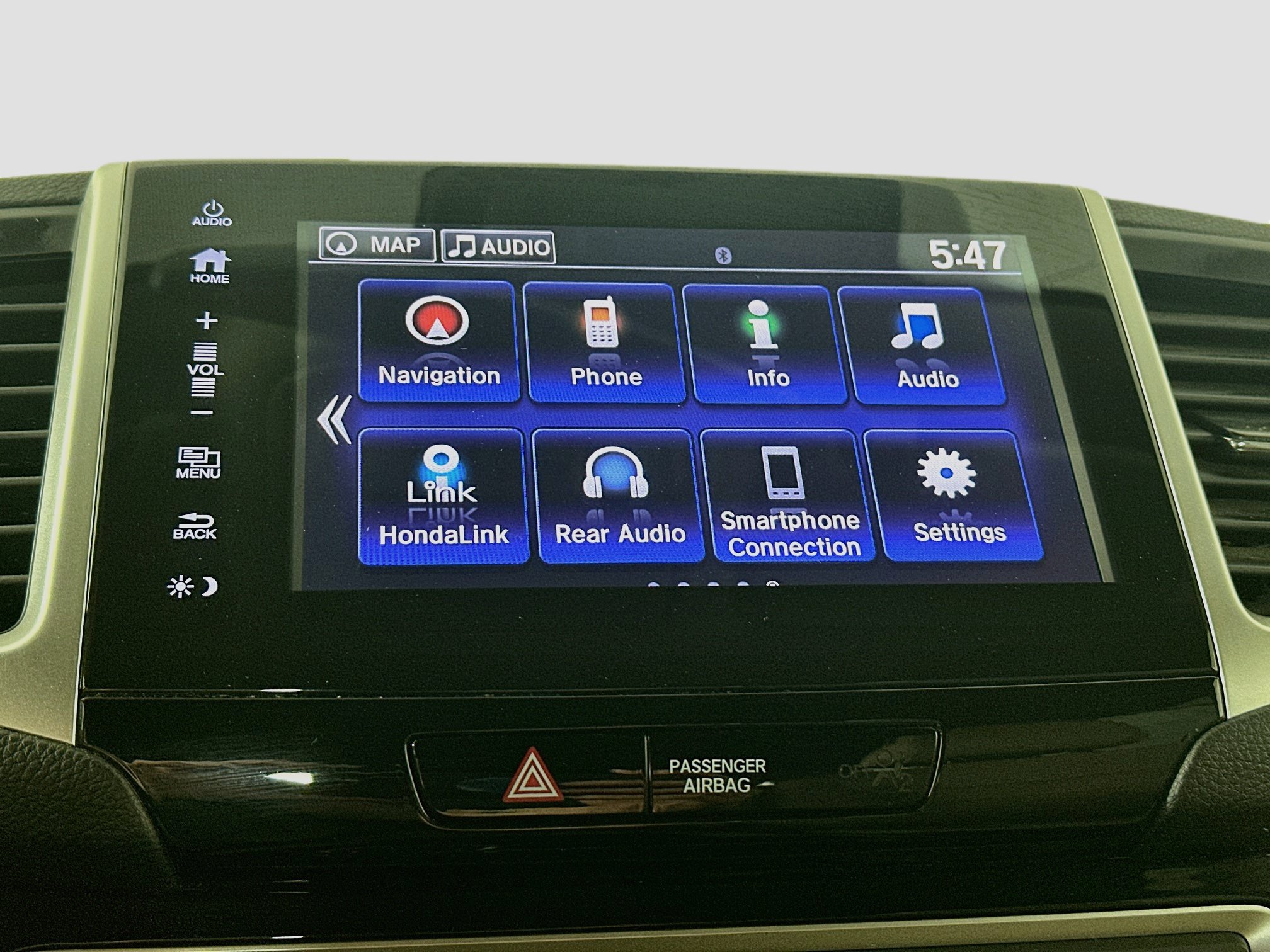 Used 2018 Honda Pilot Touring image 21
