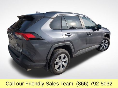 Used 2020 Toyota RAV4 LE image 6