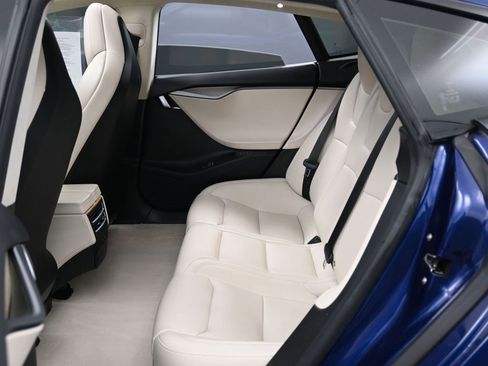 Used 2018 Tesla Model S 75D image 36