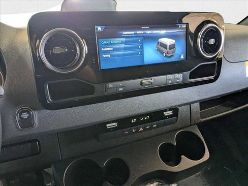 New 2025 Mercedes-Benz Sprinter 2500 image 15