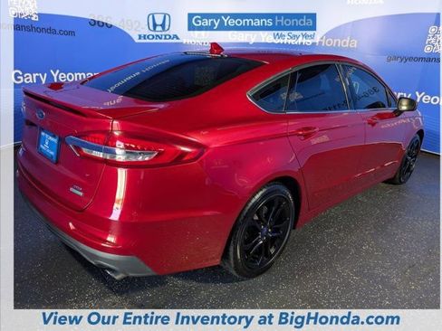 Used 2020 Ford Fusion SE w/ Equipment Group 151A image 6