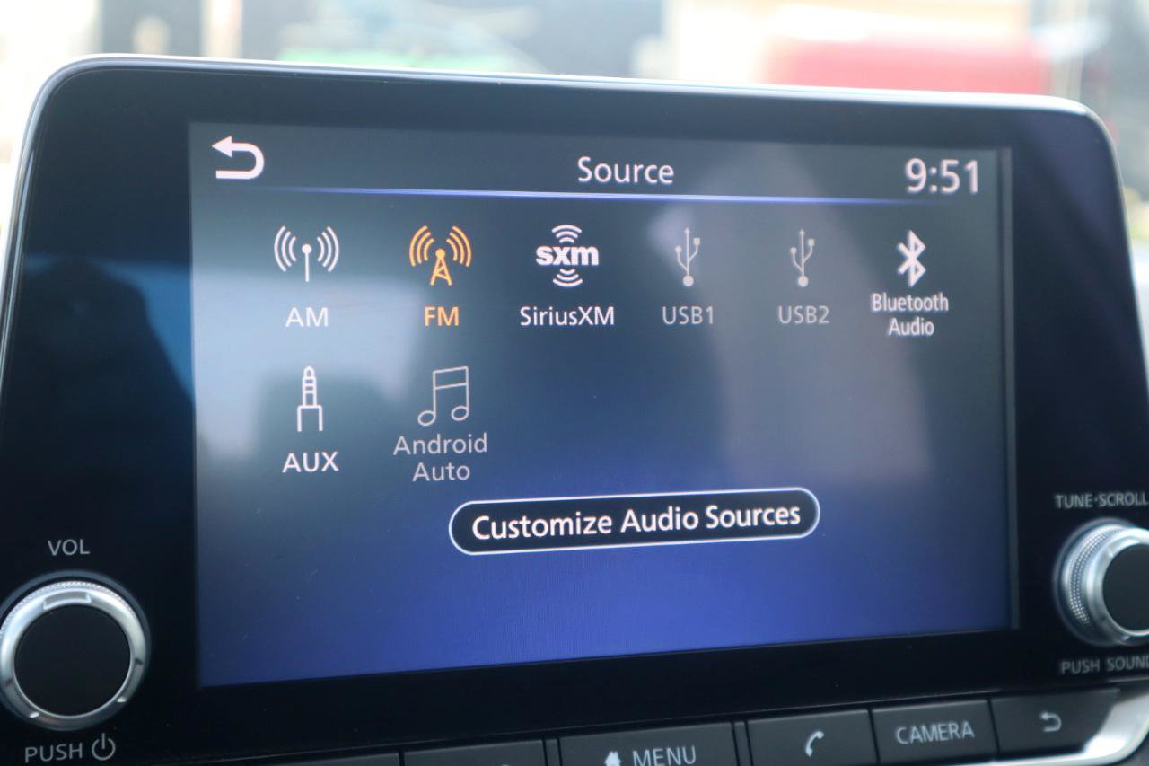 Used 2023 Nissan Sentra SV FWD image 61